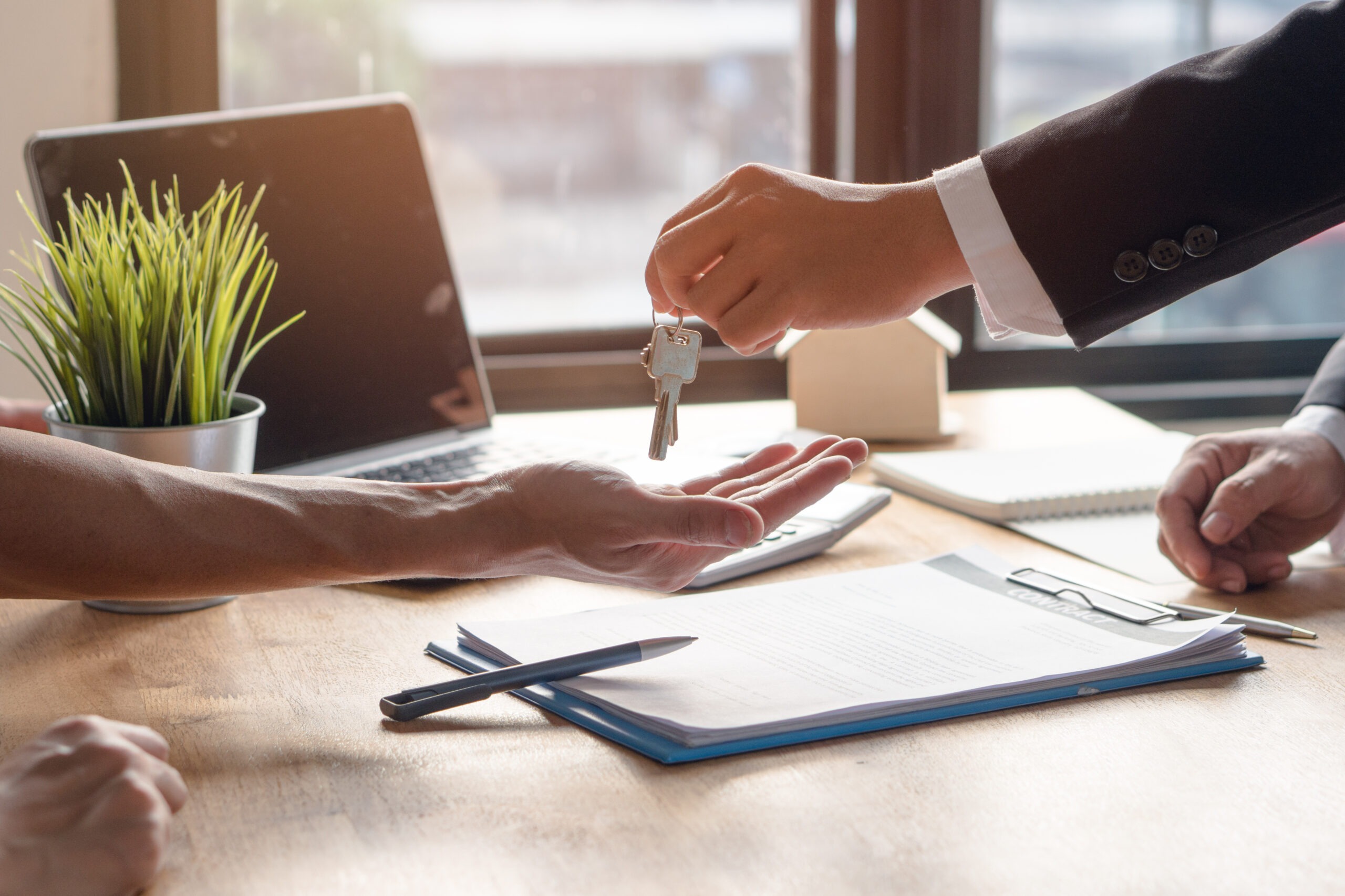 The Benefits of Company Leases for Landlords
